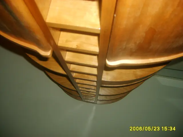 Cherry kitchen — image 2