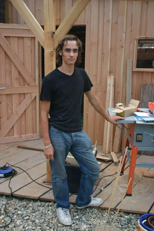 Gabriël de Jong as a young self-employed craftsman in the workshop